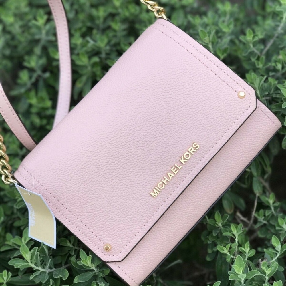 Michael Kors Leather Hayes Clutch Crossbody Bag - Picture 2 of 5